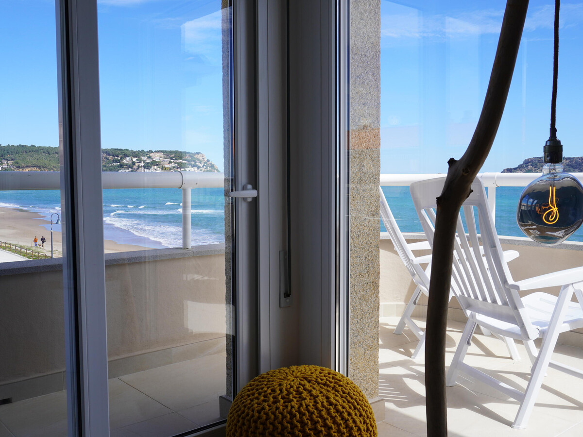 Manureva C : Appartement face à la plage avec piscine - Photo 7