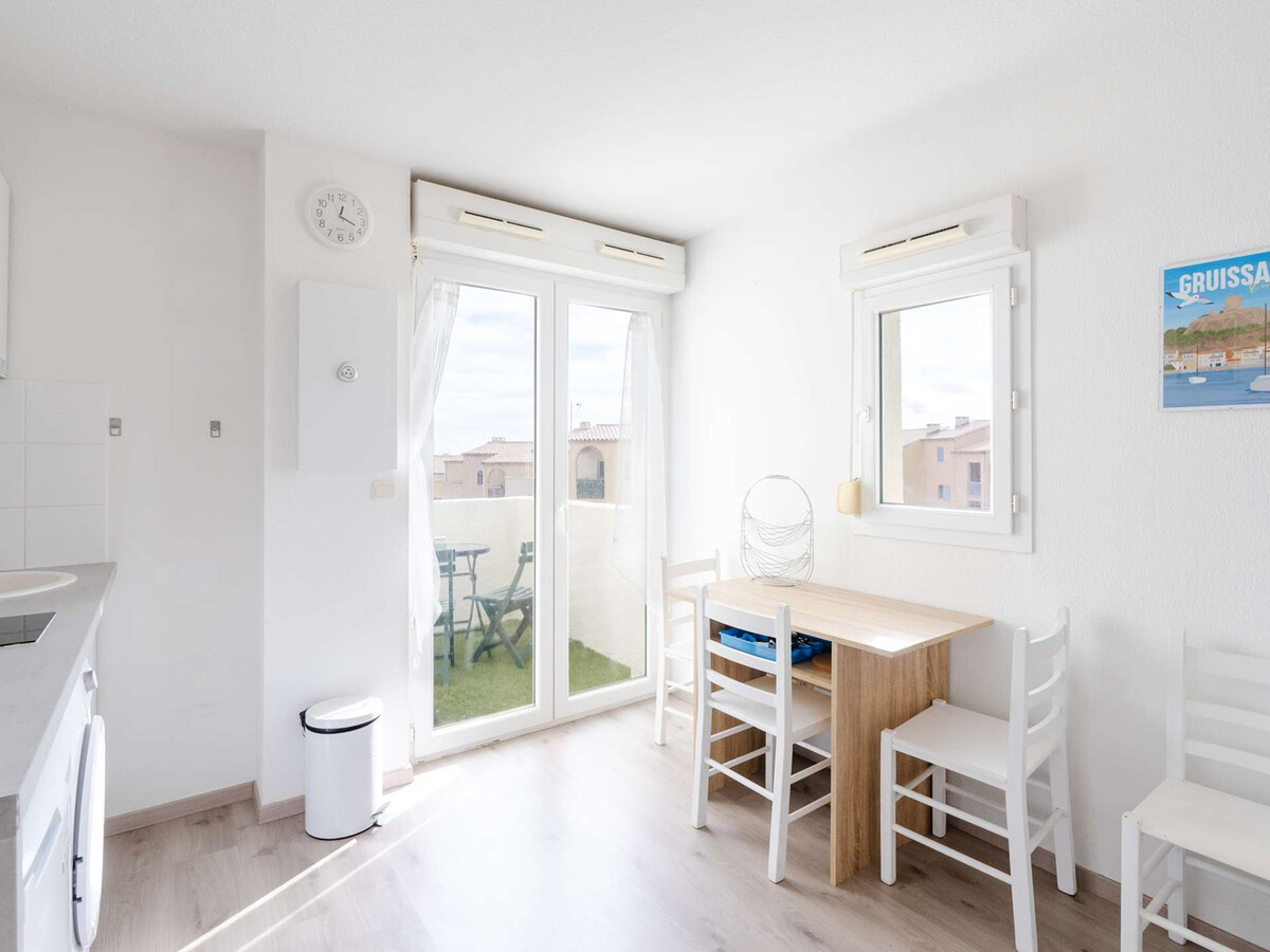T2 vue mer Saint-Pierre-la-Mer, balcon, 4 pers - Photo 2