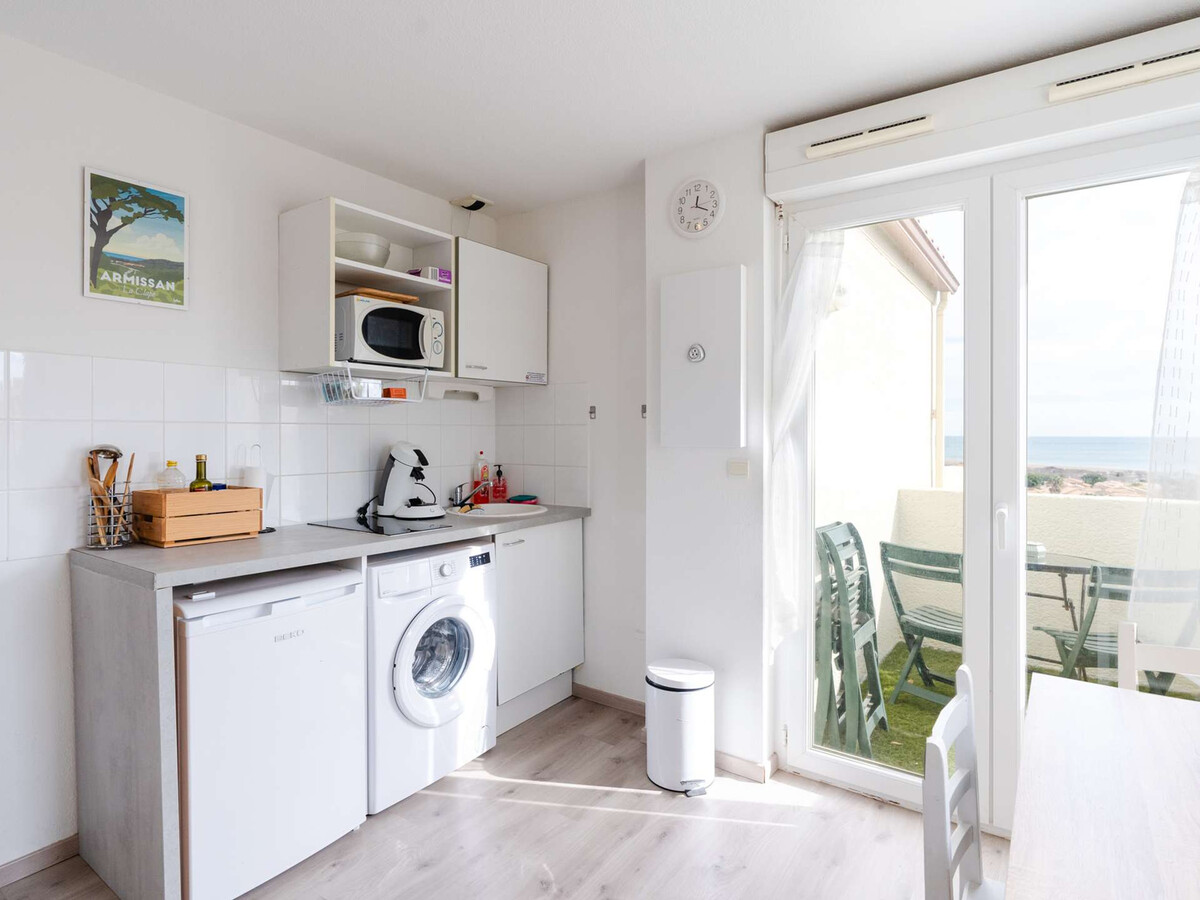 T2 vue mer Saint-Pierre-la-Mer, balcon, 4 pers - Photo 3