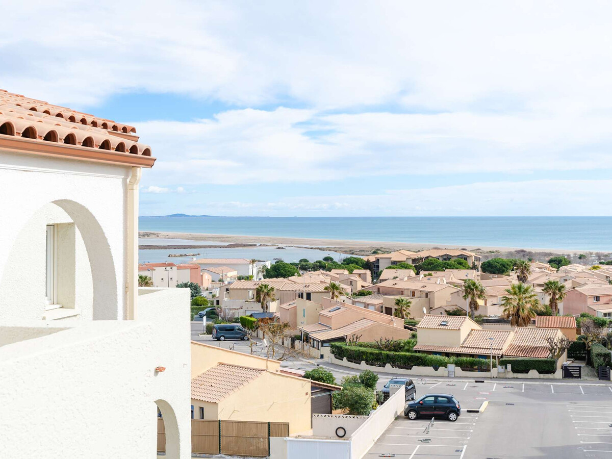 T2 vue mer Saint-Pierre-la-Mer, balcon, 4 pers - Photo 9