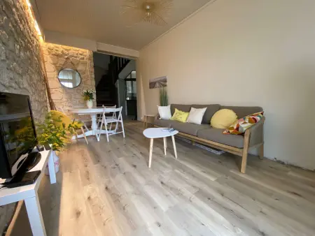 Location appartement à Royan, Maison Belle Époque à Royan avec Terrasse, 200m Plage