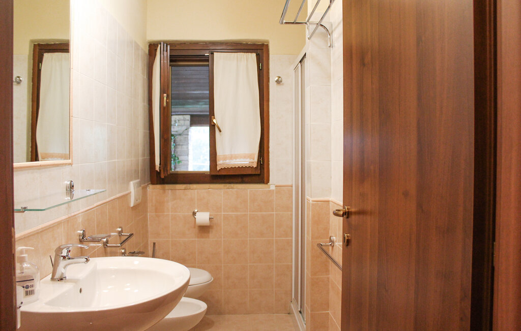 Maison 4 pers. à Montefiore dell'Aso avec piscine - Photo 12