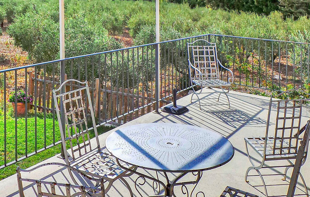 Le Cabanon, maison dans une oliveraie avec piscine - Photo 8