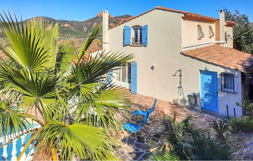 Villa Anthea à Saint Raphaël : piscine et vue sur l'Estérel - Photo 6
