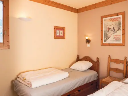 Chalet mitoyen 85 m², cheminée et balcon sud à Val Thorens : photo 5