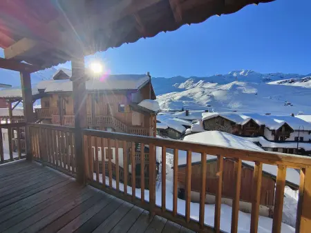 Chalet mitoyen 85 m², cheminée et balcon sud à Val Thorens : photo 12
