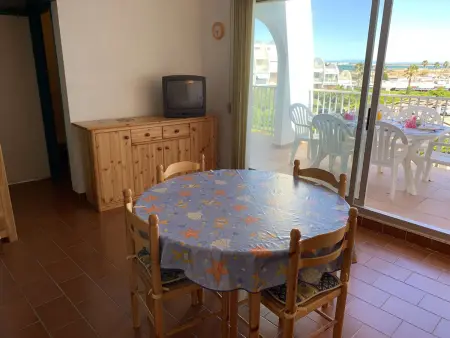 Appartement 2P+2 cabines vue mer, terrasse 18 m², Port Camargue : photo 5