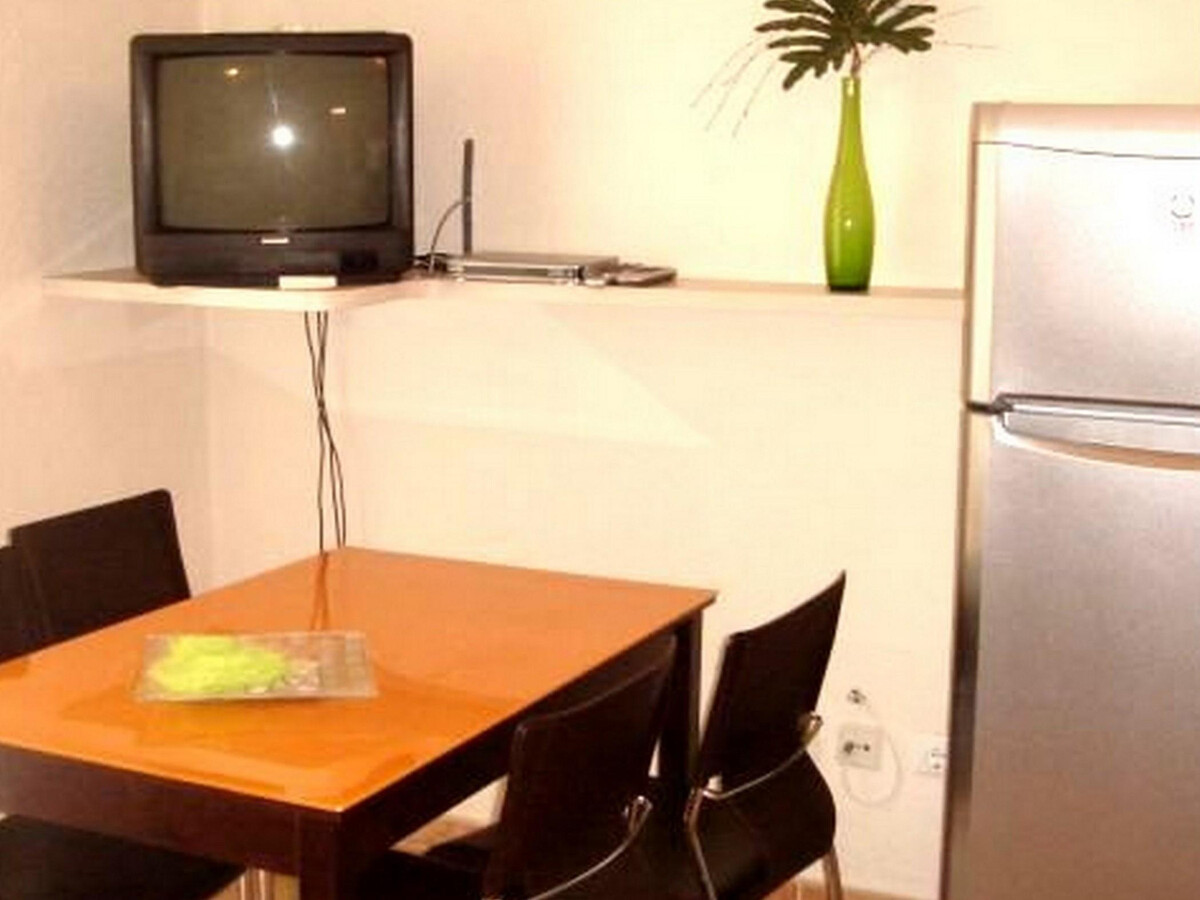 Appartement rénové Dénia, 500m plage, clim, piscine - Photo 13