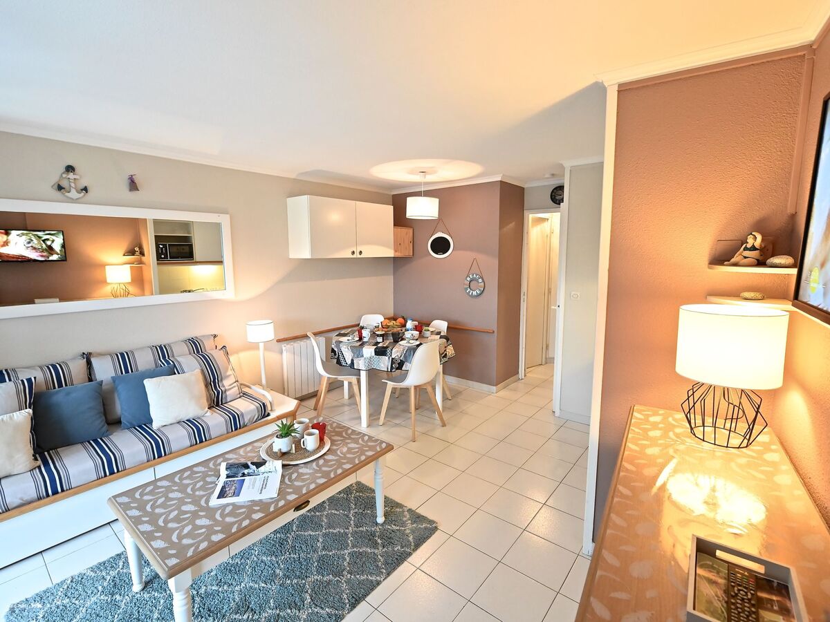 Studio Le Belvédère – Village Cap Estérel, vue montagnes - Photo 9