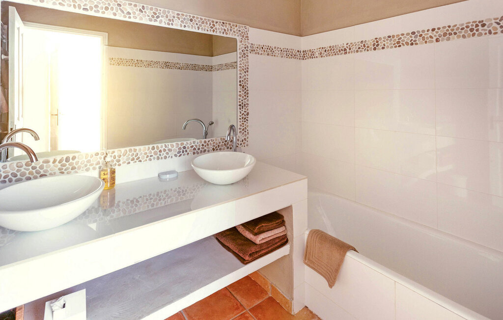Maison 5 pers. avec piscine chauffée à Robion - Photo 31