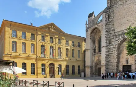 Maison 3 chambres avec piscine chauffée à Saint-Maximin : photo 42