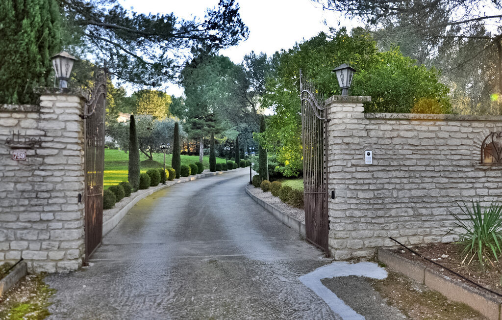 Villa De La Roque Fauconnie - Piscine privée à Plan d'Orgon - Photo 12