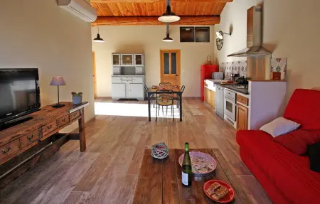 Gîte L'Atelie : maison 4 pers., piscine commune : photo 8