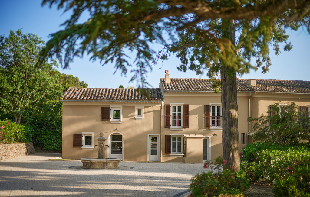 Mas Des Bonnettes – 11 chambres, piscine chauffée au Pradet - Photo 12