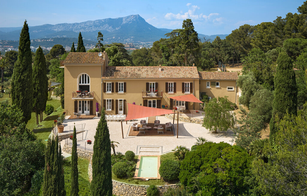 Mas Des Bonnettes – 11 chambres, piscine chauffée au Pradet - Photo 13