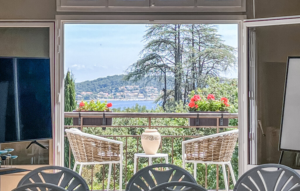 Mas Des Bonnettes – 11 chambres, piscine chauffée au Pradet - Photo 22