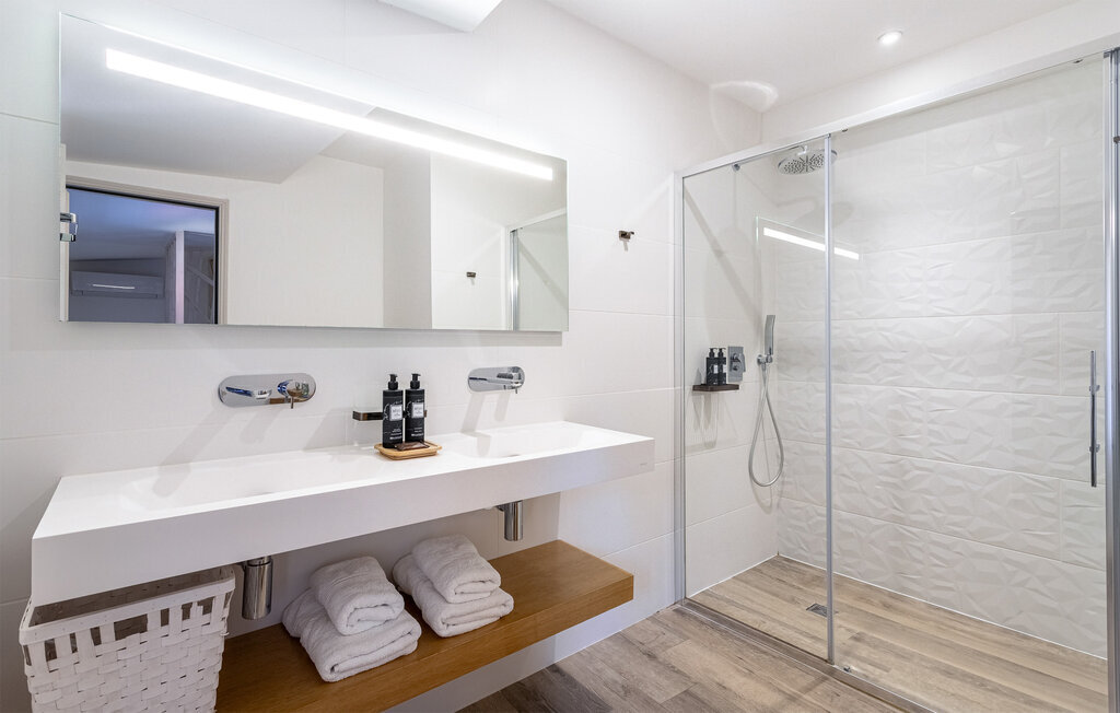 Mas Des Bonnettes – 11 chambres, piscine chauffée au Pradet - Photo 40
