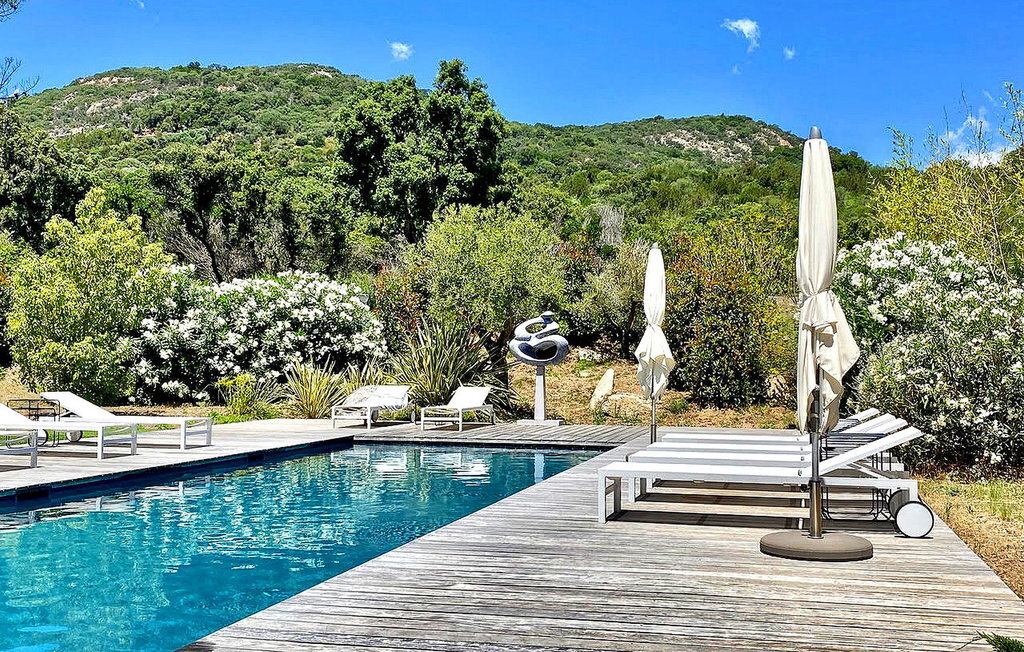 Villa Lucia – Maison 5 chambres avec piscine chauffée à Zonza - Photo 7
