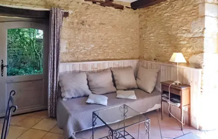 L'Ostalet : maison en pierre pour 2 à Saint Cyprien : photo 15