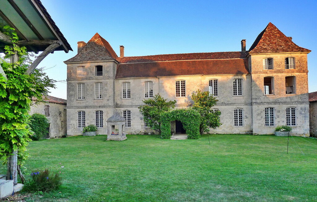 Château du 18e siècle, piscine chauffée, 17 personnes - Photo 2