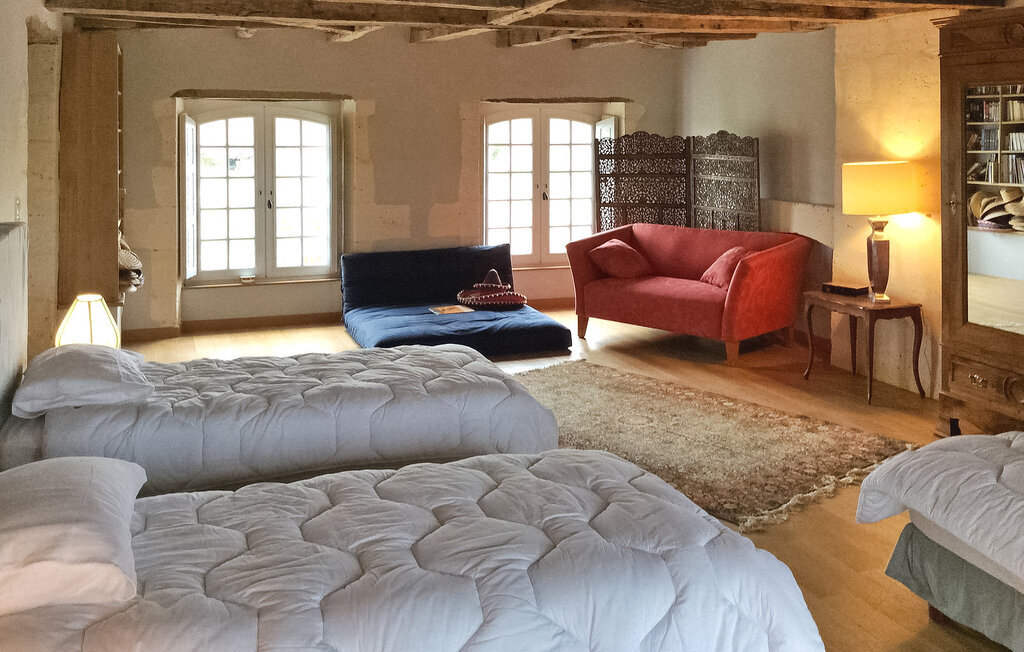 Château du 18e siècle, piscine chauffée, 17 personnes - Photo 32