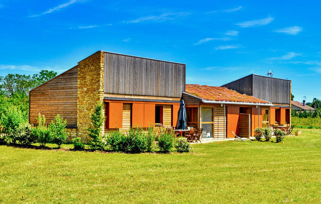Maison en bois du Périgord, 11 hectares et piscine chauffée - Photo 1