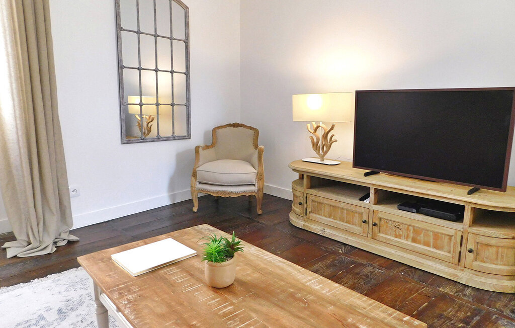 Appartement dans manoir du 14e siècle à Périgueux - Photo 4