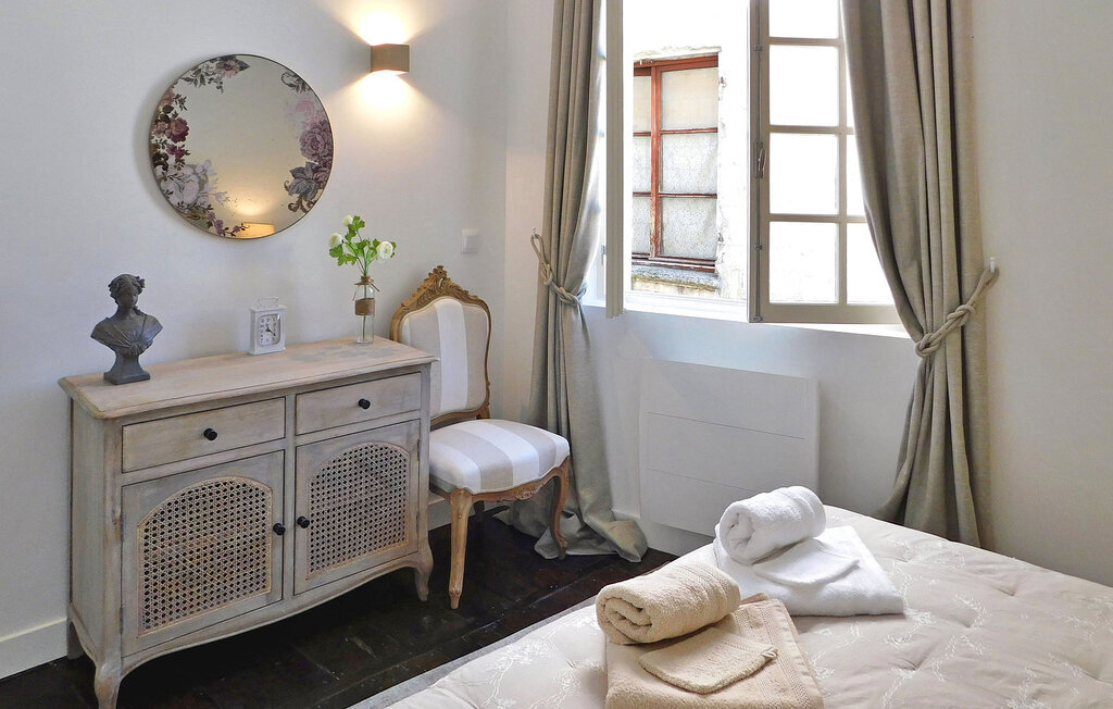 Appartement dans manoir du 14e siècle à Périgueux - Photo 18