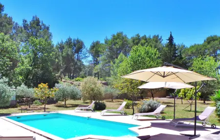 Mas Du Lac 10 Personnes, Maison 10 personnes à Saint Rémy De Provence - Photo 1