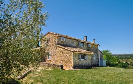 Maison Celine avec piscine à St Sauveur de Cruzière : photo 10
