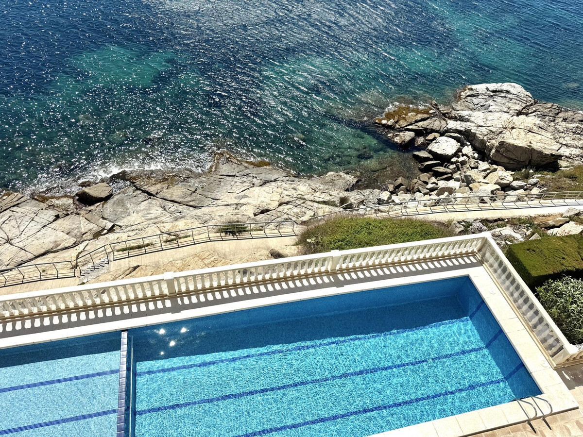 Appartement vue panoramique baie de Roses, piscine & parking - Photo 13