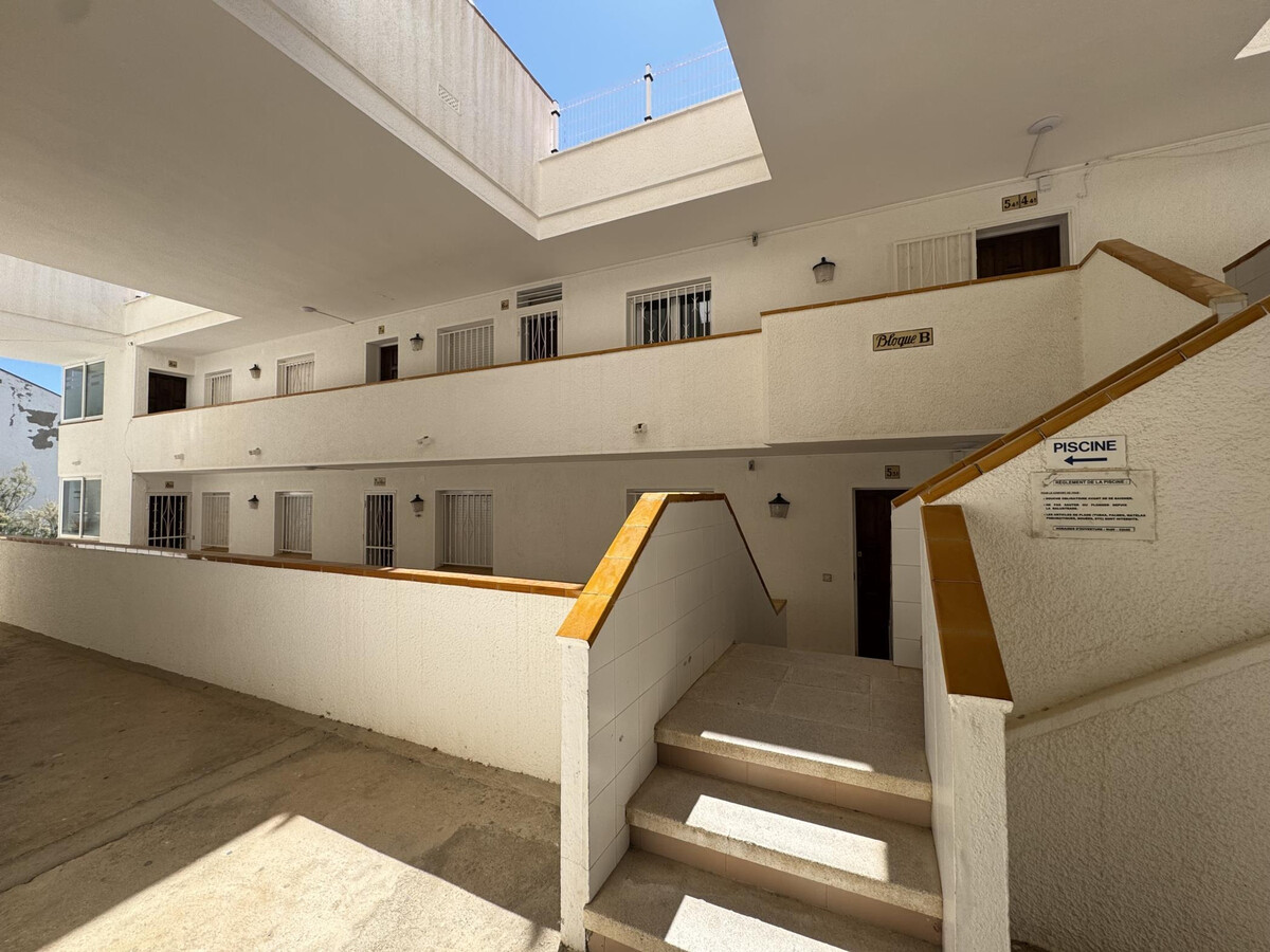 Appartement vue panoramique baie de Roses, piscine & parking - Photo 20