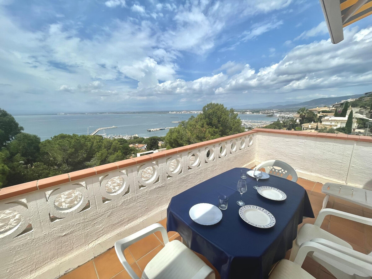 Appartement mer et piscine à Roses, vue Port - Photo 2