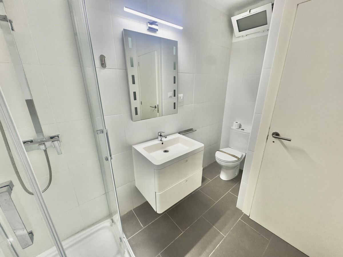 Appartement mer et piscine à Roses, vue Port - Photo 14