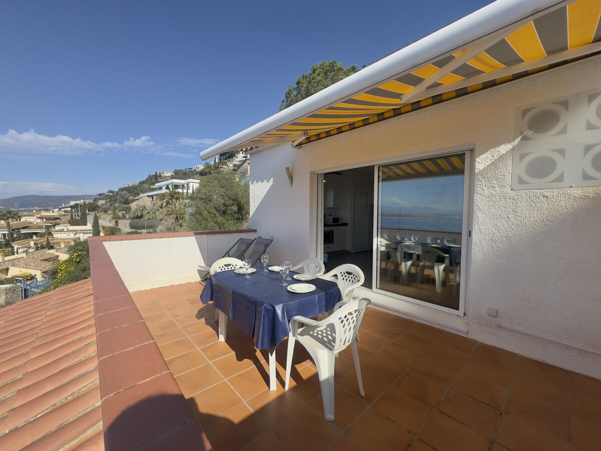 Appartement mer et piscine à Roses, vue Port - Photo 15