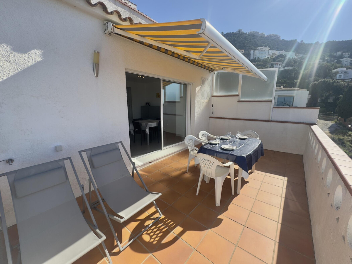 Appartement mer et piscine à Roses, vue Port - Photo 18