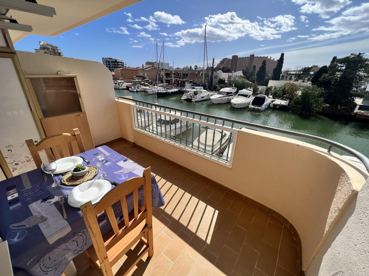 Studio vue canal 800m plage Santa Margarita, Roses - Photo 1