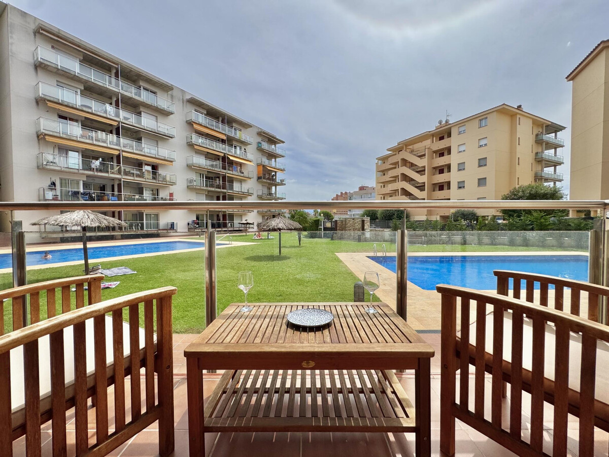 Appartement 2 chambres avec terrasse et piscine à Roses - Photo 1