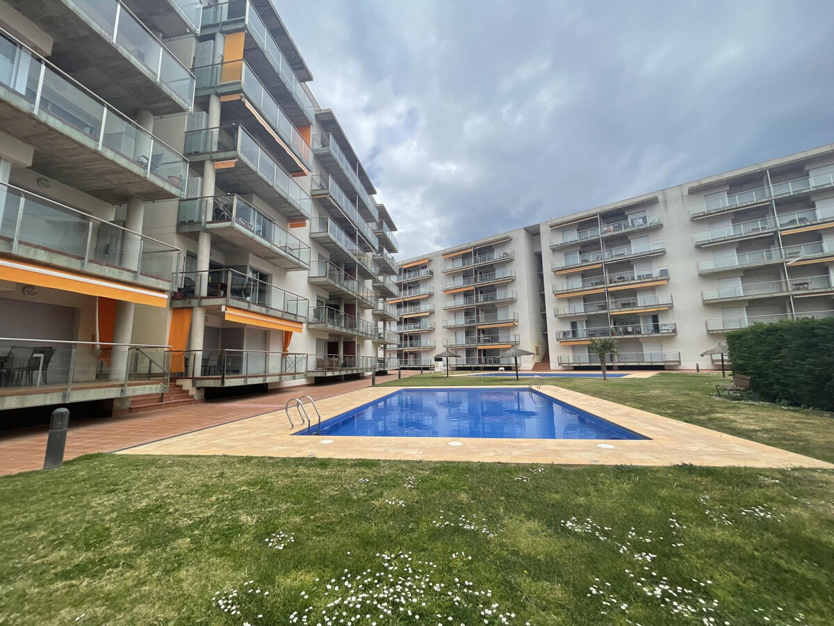 Appartement 2 chambres avec terrasse et piscine à Roses - Photo 2