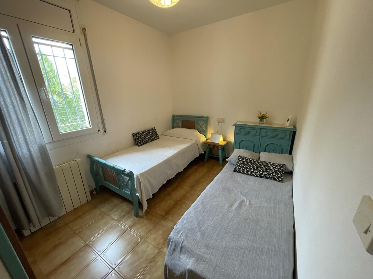 Appartement 8 pers. à Roses avec terrasse, parking et barbecue - Photo 14