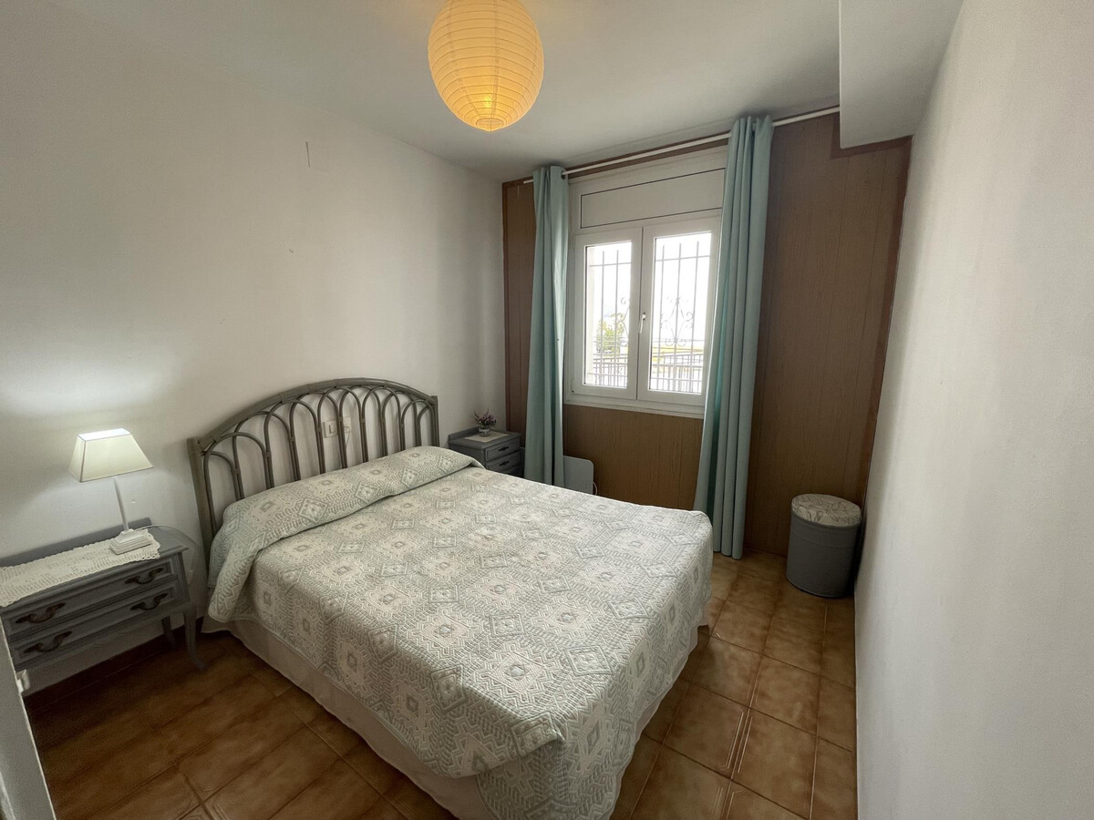 Appartement 8 pers. à Roses avec terrasse, parking et barbecue - Photo 15
