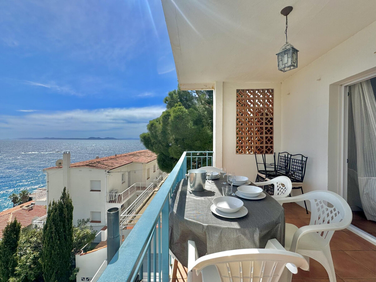 Appart lumineux Roses, terrasse plein sud, 400m plage - Photo 2