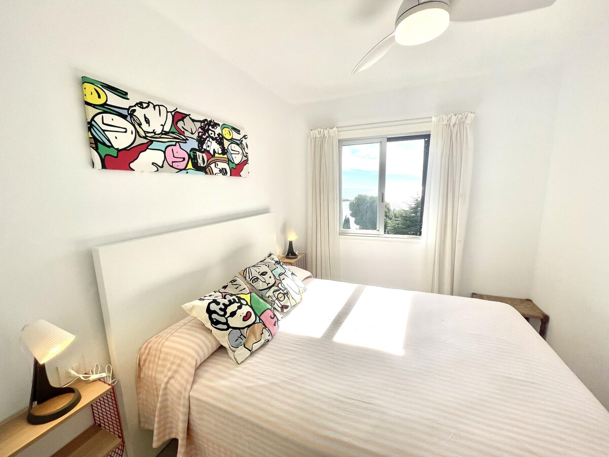 Appartement 4 pers. à 100m de la plage de Canyelles - Photo 3