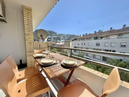 Location appartement à Roses, Bel appart. 1 ch, terrasse, parking, clim et wifi à Roses, à 300m de la plage
