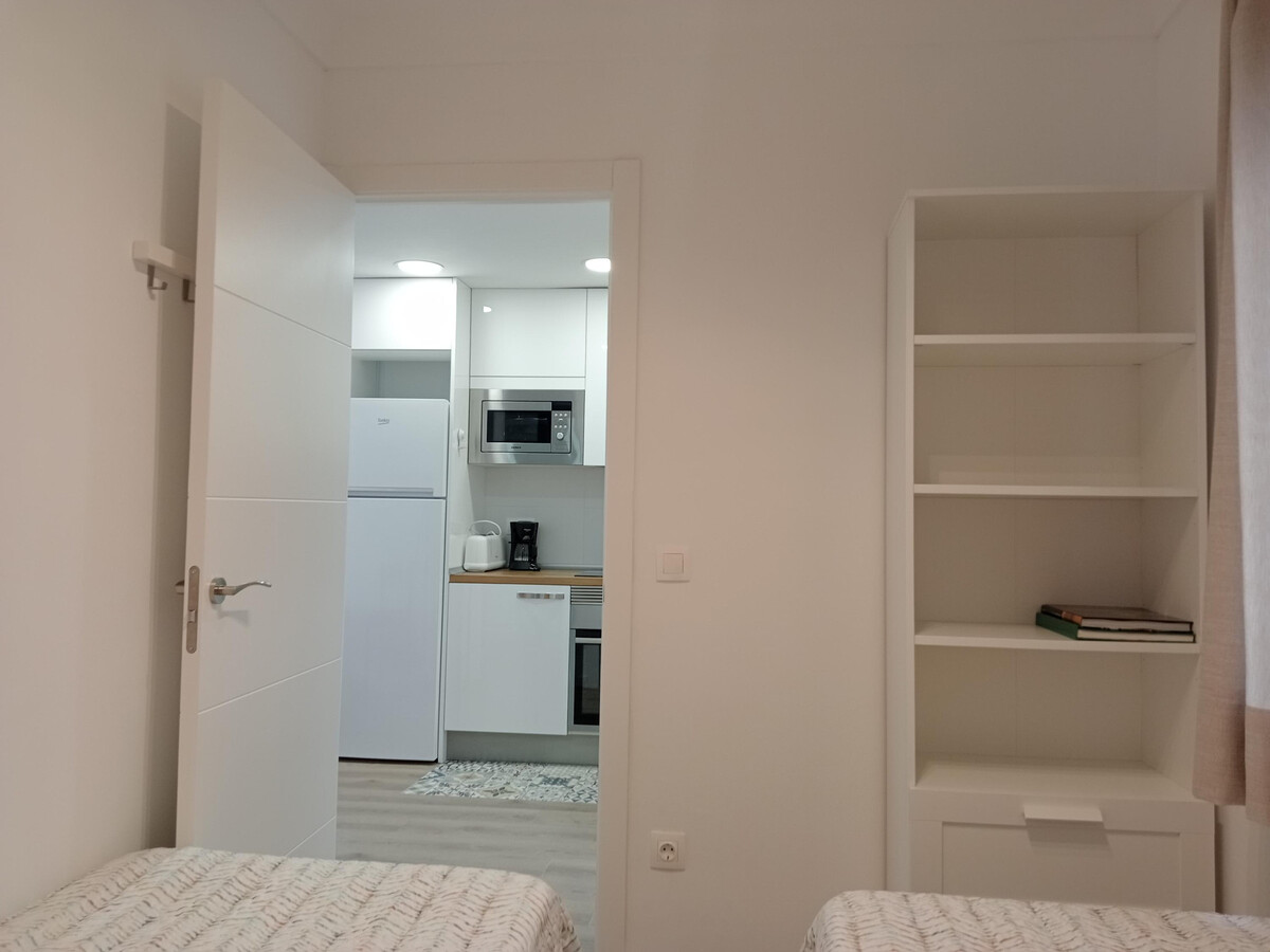 Appartement 2 chambres à l'Escala, piscine et garage - Photo 11