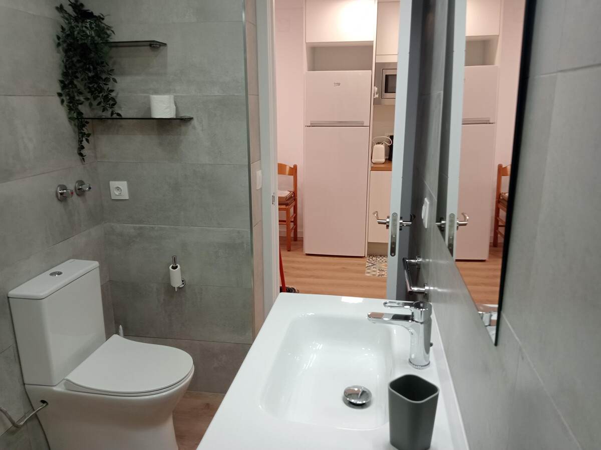 Appartement 2 chambres à l'Escala, piscine et garage - Photo 15