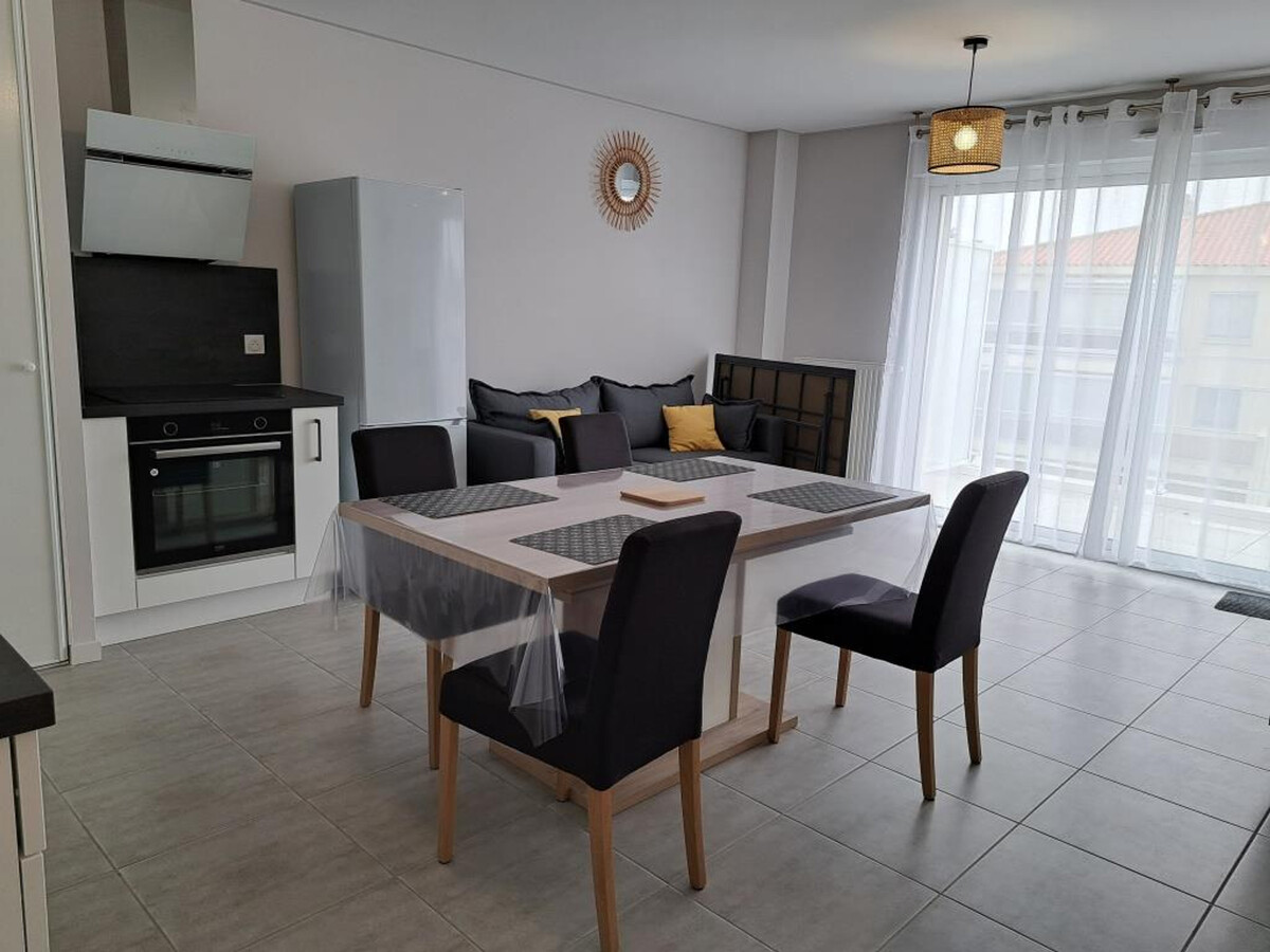 Appartement 2★ à 500m de la plage, quartier Demoiselles - Photo 2