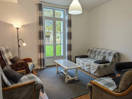 Gîte familial 6 pers., cour privée à La Neuville-sur-Essonne : photo 4