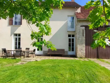 Gîte familial 6 pers., cour privée à La Neuville-sur-Essonne : photo 22