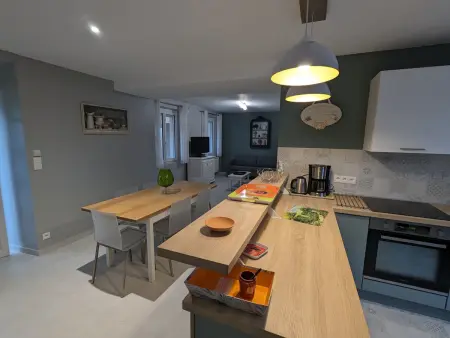 Location gite à Traînou, Gîte rénové à la ferme en Val de Loire, proche forêt dOrléans et canal, vélo, golf, sites touristiques